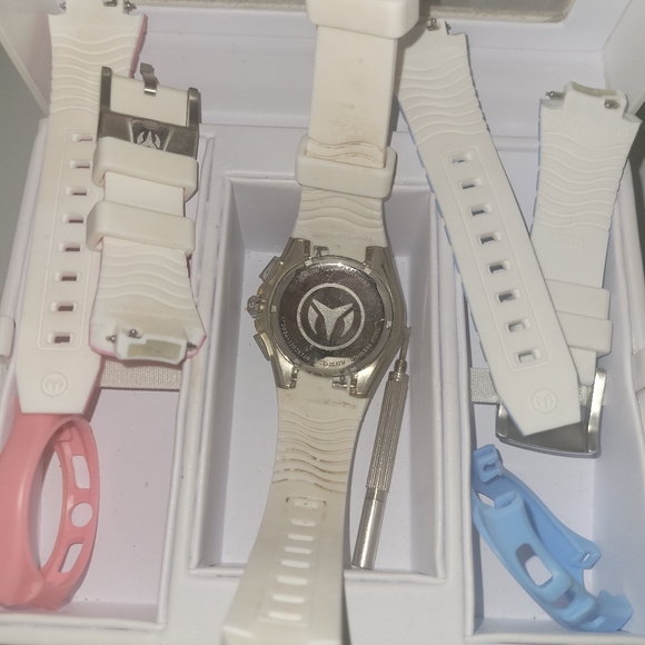 Technomarine 112024 Cruise Pink Blue White Silicon - Picture 8 of 11